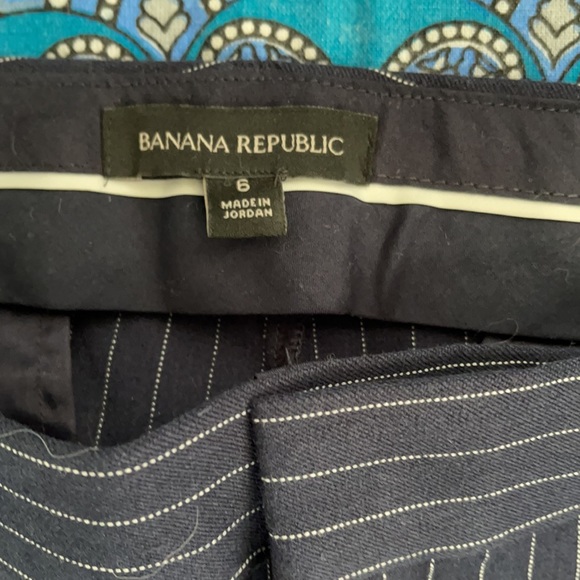 Banana Republic Ryan pant - Navy Pinstripe - Picture 3 of 5